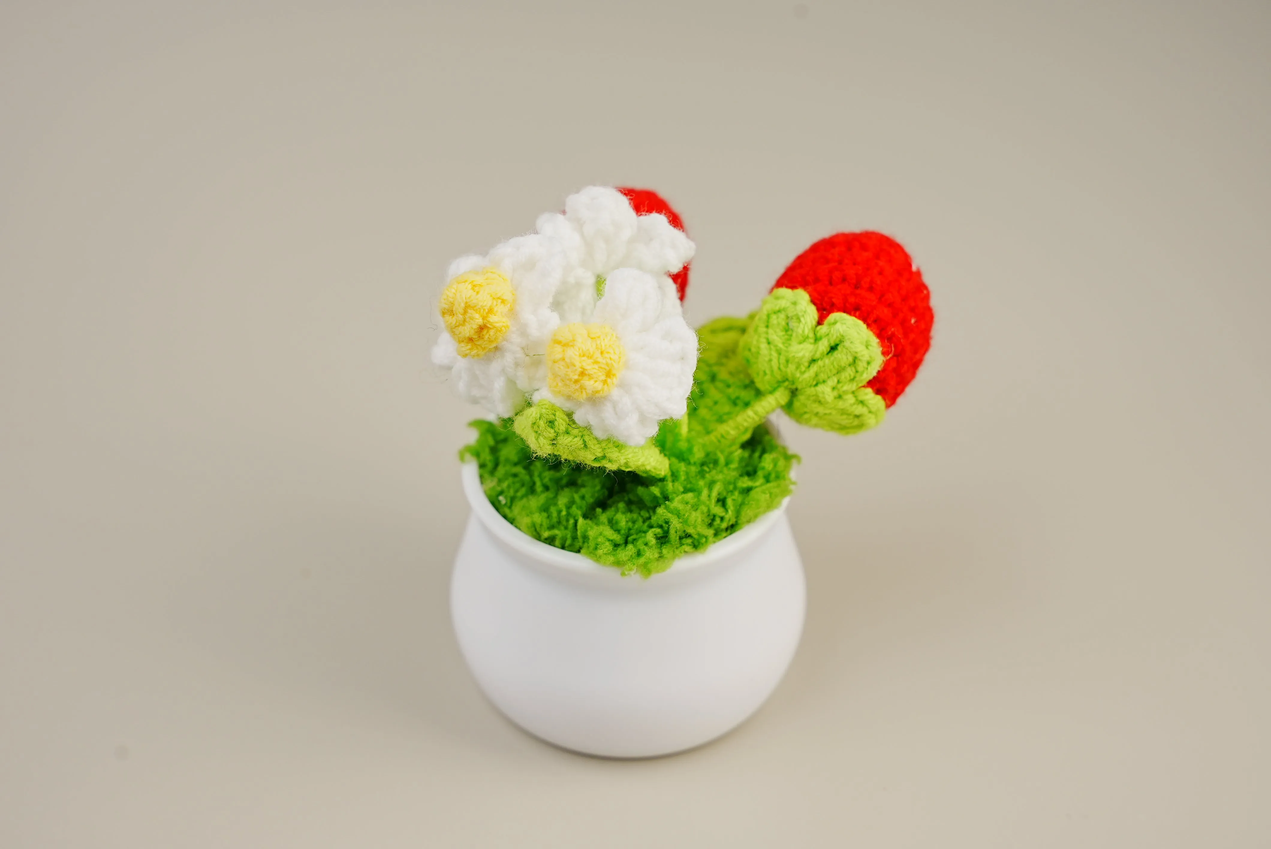 Crochet Sweet Strawberries