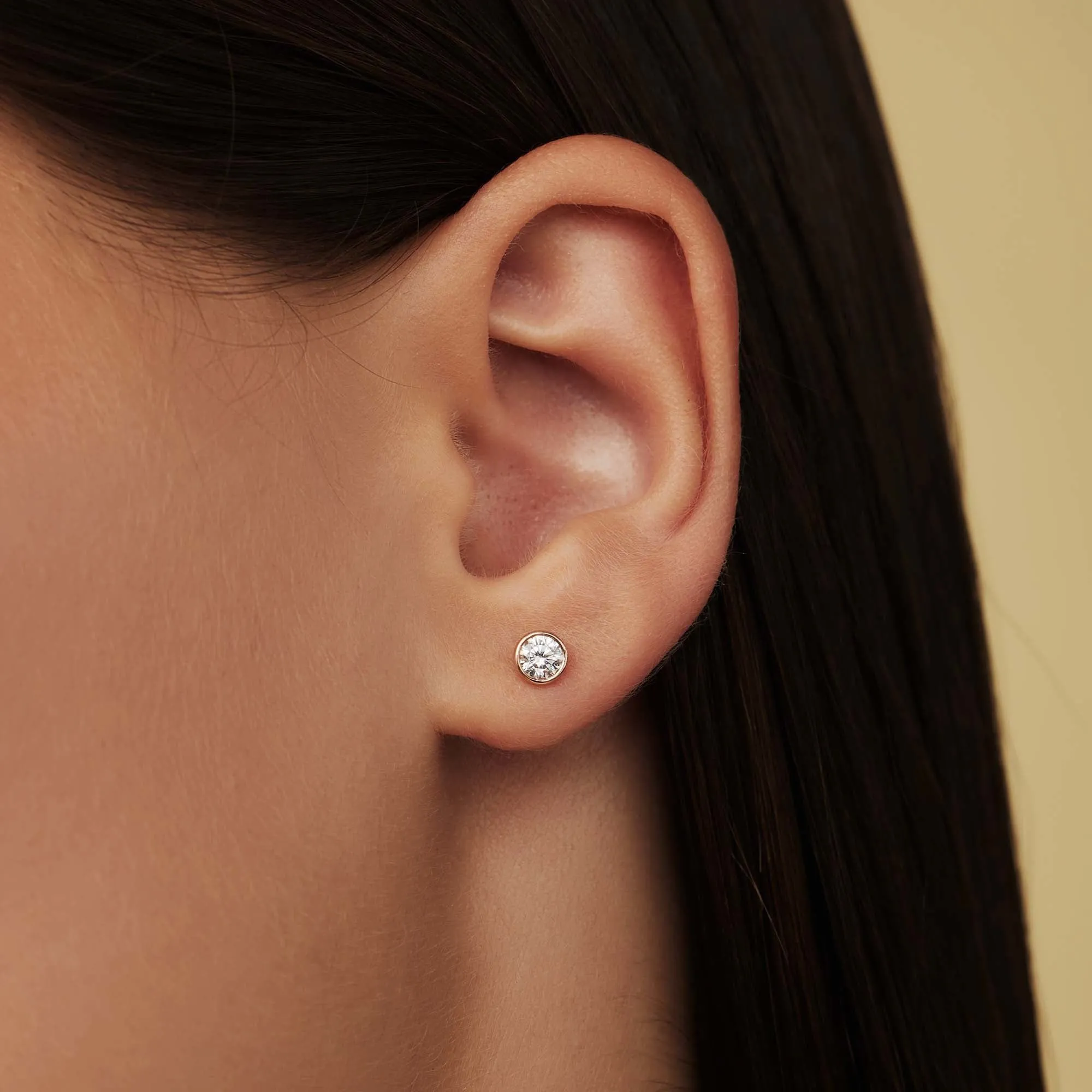 La Concorde Juliette 14 karat rose gold ear studs with zirconia stone