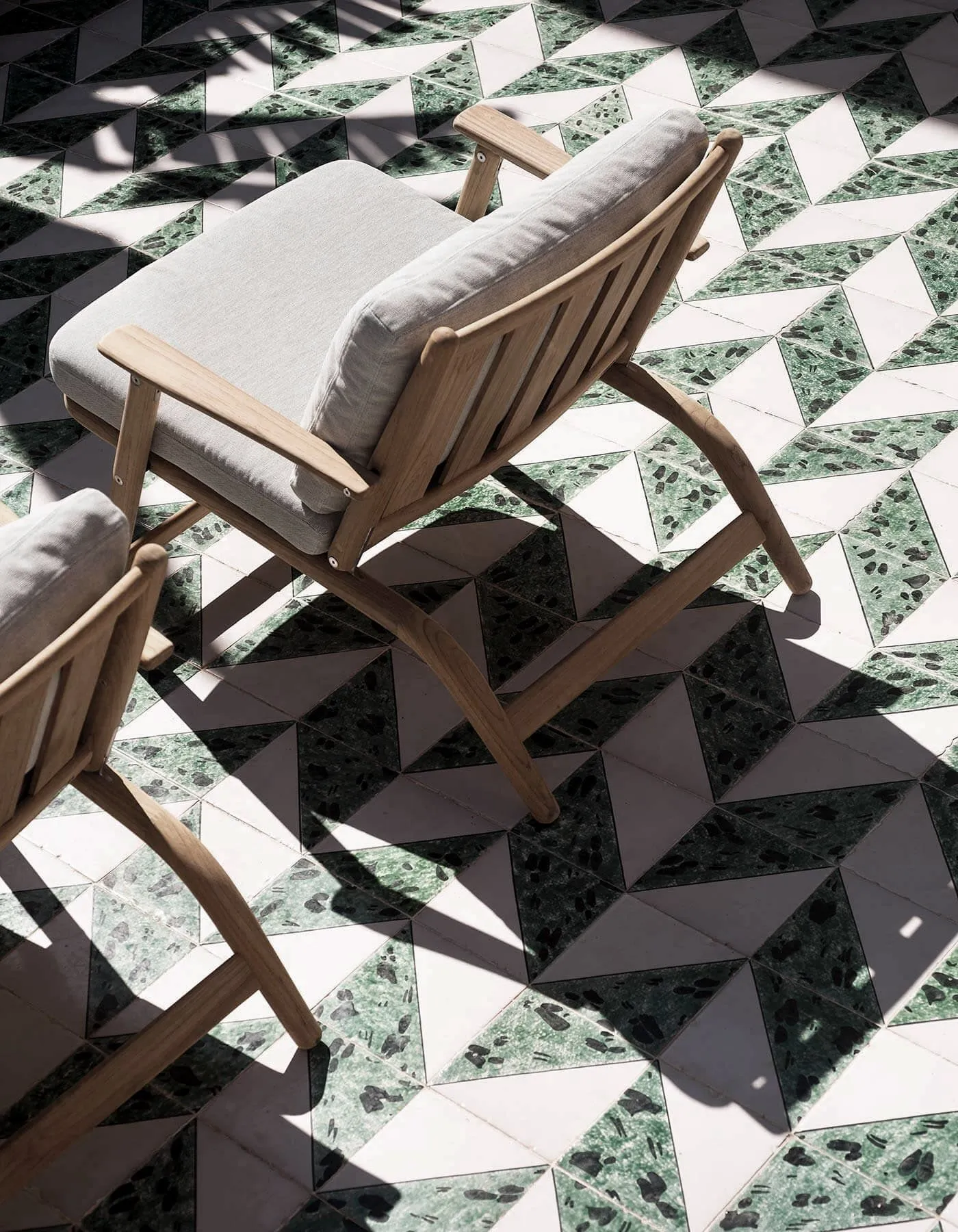 Levante Outdoor Armchair